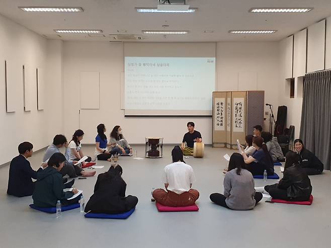‘2023 남산소리극축제’의 일환으로 진행된 ‘타루의 소리극 창작 워크숍’ [서울남산국악당 제공]