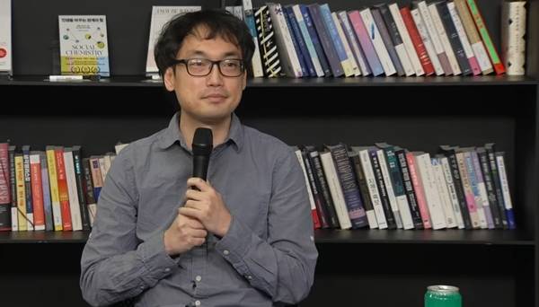 - 개발자 수 네오플 던전앤파이터 편의성 담당