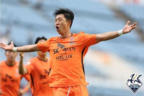 역전골 넣은 제주 임채민 [한국프로축구연맹 제공. 재판매 및 DB 금지]