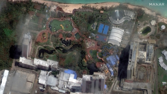태풍이 지나간 후 괌 호텔을 찍은 위성 사진[로이터 연합뉴스 자료사진. 막사르 테크놀로지(Maxar Technologies) 제공]