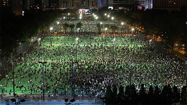 2020년 6월 4일 홍콩 빅토리아 파크 톈안먼 시위 추모 촛불 집회 [사진 제공: 연합뉴스]