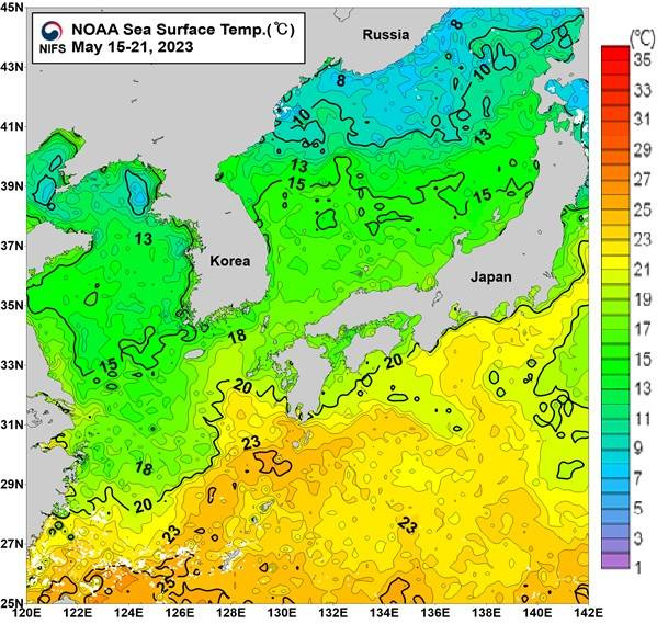 인공위성 관측을 통한 5월 15~21일 기준 국내 해역 표층수온 분포. /수과원