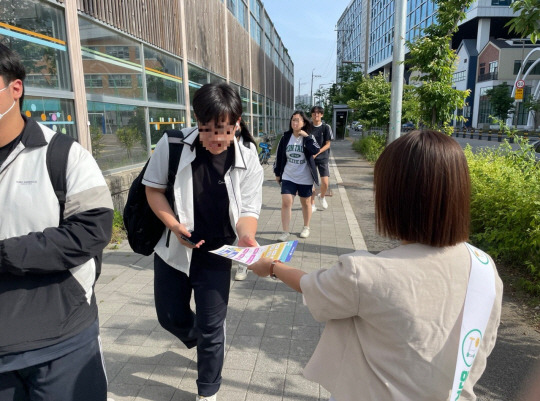 남양 남양주시는 지난 26일 안전한 개인형 이동장치 교통문화 만들기 캠페인을 진행했다. 남양주시청 제공