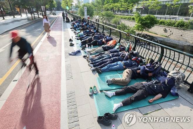 건설노조, 도심 1박2일 집회 [연합뉴스 자료사진]