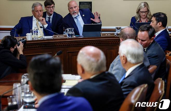 미 하원 운영위원회의 부채한도 상향안 회의 장면 ⓒ 로이터=뉴스1