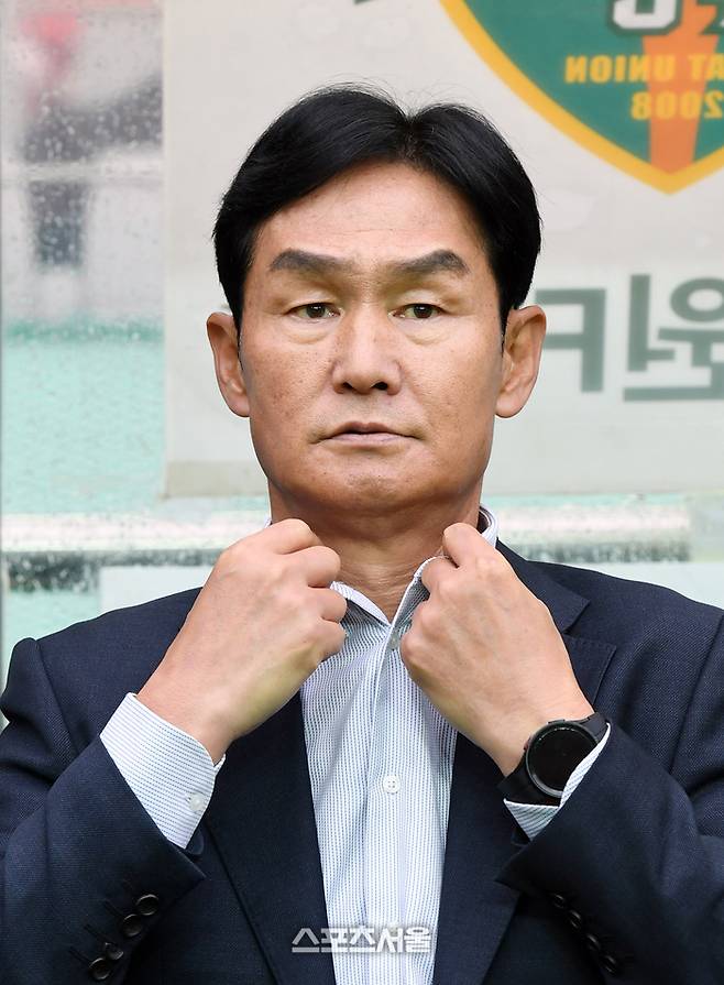 강원FC 최용수 감독. 박진업기자 upandup@sportsseoul.com