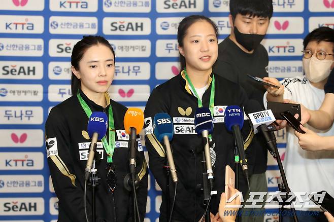 전지희-신유빈. 사진제공=월간탁구 안성호 기자