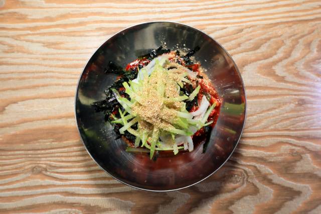 ▲ 순메밀비빔국수