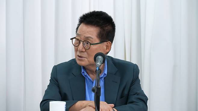 5월30일 시사IN 유튜브 '박지원의 내가 해봐서 아는데'에 출연한 박지원 전 국정원장. ⓒ정치왜그래