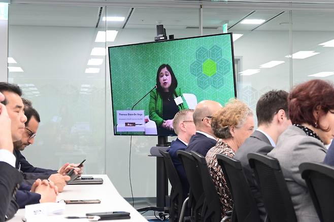 Philippines Ambassador to Korea Maria Theresa B. Dizon-De Vega speaks during a panel discussion at GGGI-Elders High-Level Climate Panel in Jung-gu, Seoul headquarters on Monday. (Sanjay Kumar/The Korea Herald)