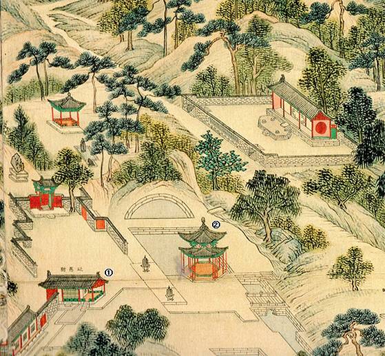효명세자 대리청정 시기 제작된 『동궐도』 중 ‘폄우사(①)’와 ‘만명당(②)’ 6각 정자. 정조는 이 건물(②)을 존덕정으로 불렀으나 『동궐도 』에는 건물이름이 없다. 현존 존덕정은 나중에 새로 지어져 이와 다른 모습이다. [사진 이태진]