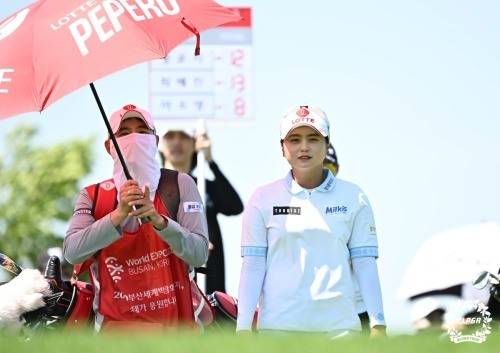 3타 차 선두로 최종라운드에 나서는 최혜진. [사진=KLPGA]