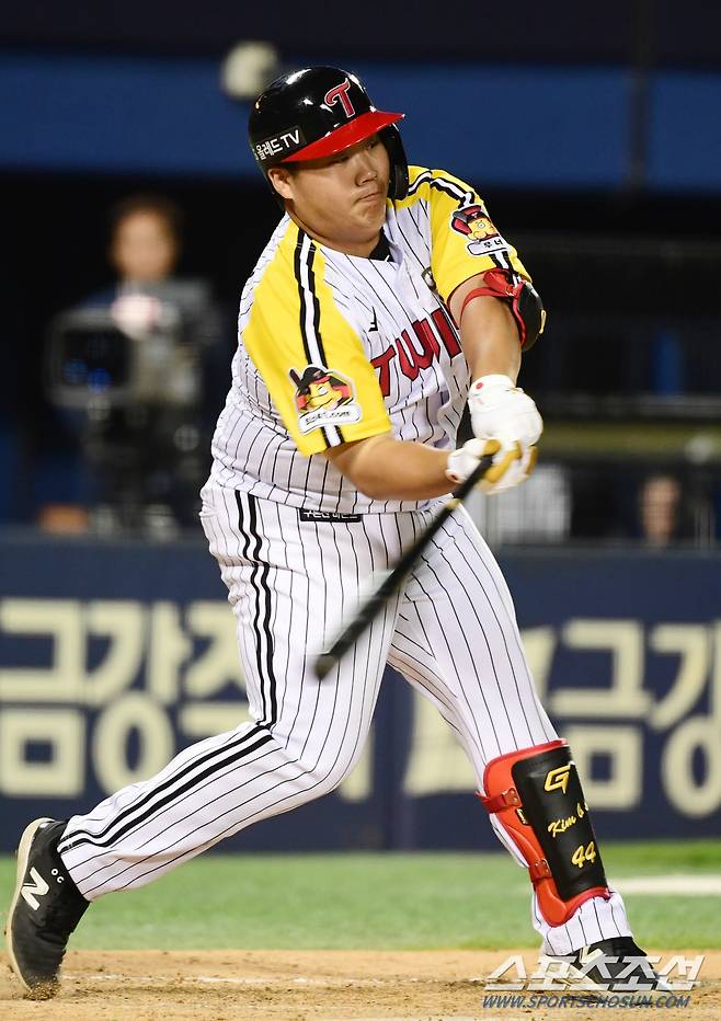 2023 KBO리그 LG트윈스와 NC다이노스의 경기가 3일 잠실야구장에서 열렸다. 포수 김범석

 잠실=최문영 기자deer@sportschosun.com /2023.06.03/