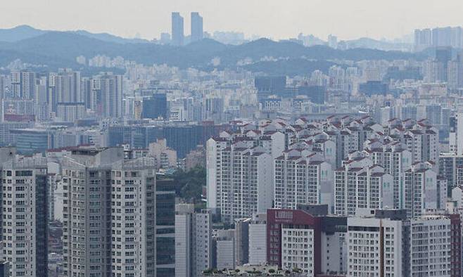 남산에서 바라본 서울 시내 아파트. 연합뉴스
