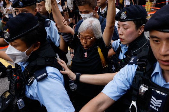 천안문 시위 34주년, 민주화 운동가 연행