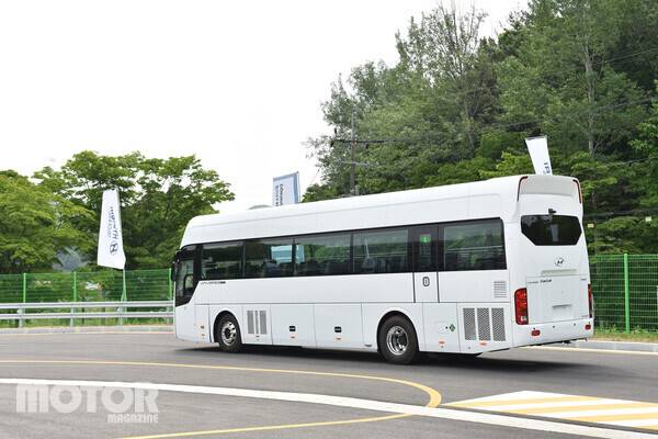 현대 유니버스 퓨얼 셀 사진 모터매거진 윤성 기자