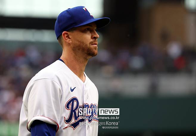 ▲ 제이콥 디그롬이 토미존 수술 소식을 전하며 눈물을 흘렸다. 자신에 대한 실망감을 솔직하게 털어놨다.