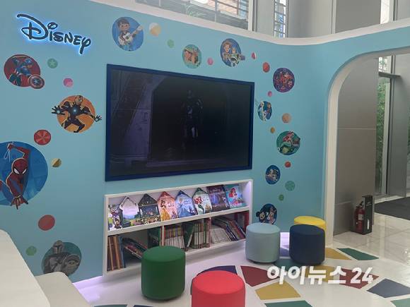 서울시 구로구 소재 고려대학교 구로병원 미래관 지하에 아이들나라 놀이터 디즈니관이 마련돼 있다. [사진=박소희 기자]