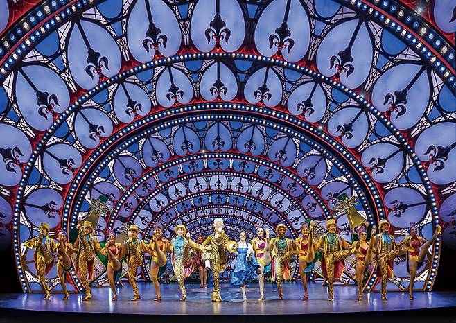 뮤지컬 《미녀와 야수》 ⓒPhoto by Johan Persson 제공