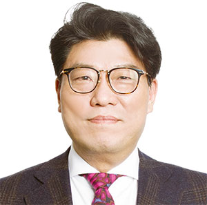 황부영 브랜다임앤파트너즈 대표 컨설턴트현 부산 도시브랜드 총괄디렉터, 현 아시아 브랜드 프라이즈(ABP) 심사위원, 전 제일기획 브랜드팀장