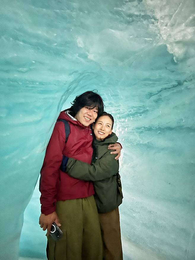 융프라우요흐의 얼음궁전에 방문한 이효리·이상순 부부