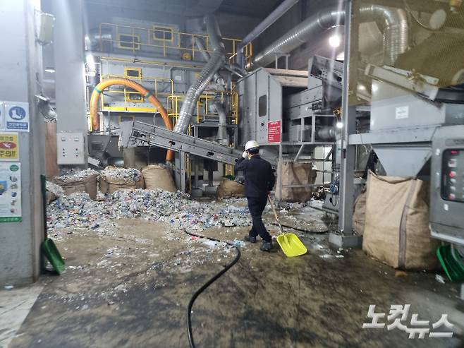 하남 유니온파크 노동자가 근무하는 모습. 박사라 기자