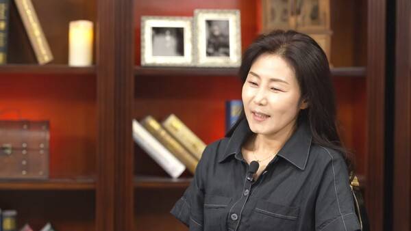 - 디아블로4 릴리트 역을 맡은 이선 성우