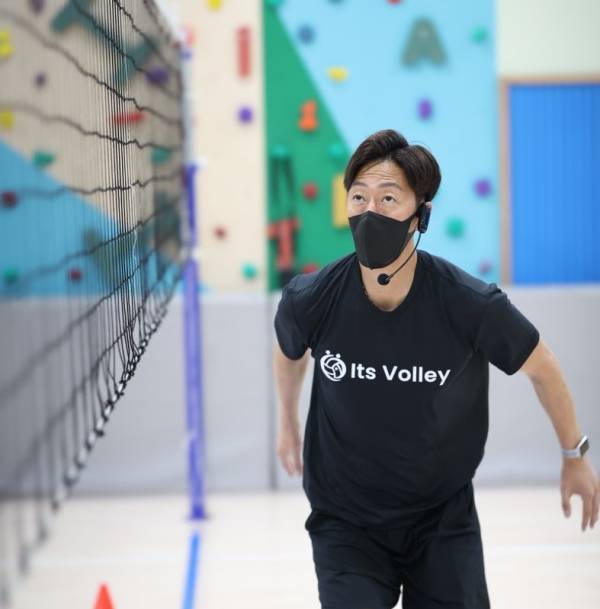 윤봉우