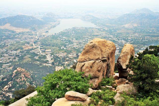 조조가 관창해를 읊었다고 전해지는 창리 갈석산. ⓒ최종명