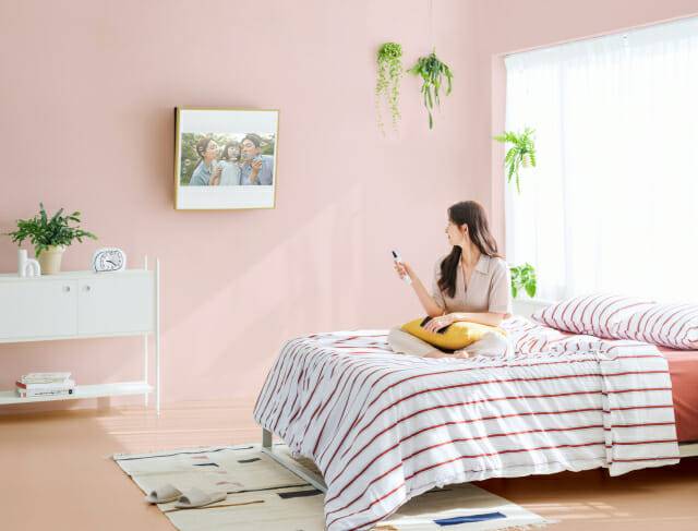 LG전자가 예술 작품을 걸어놓은 듯한 인테리어 효과를 주는 LCD 액자형 에어컨 ‘LG 휘센 오브제컬렉션 아트쿨’을 20일 출시한다. (사진=LG전자)