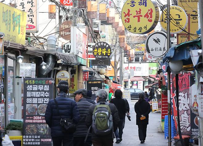 작년 12월 12일 서울 시내 식당가 모습. / 연합뉴스