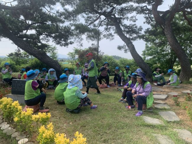 장성군이 혹서기를 대비해 노인일자리사업 폭염대책을 추진한다.[사진제공=장성군]