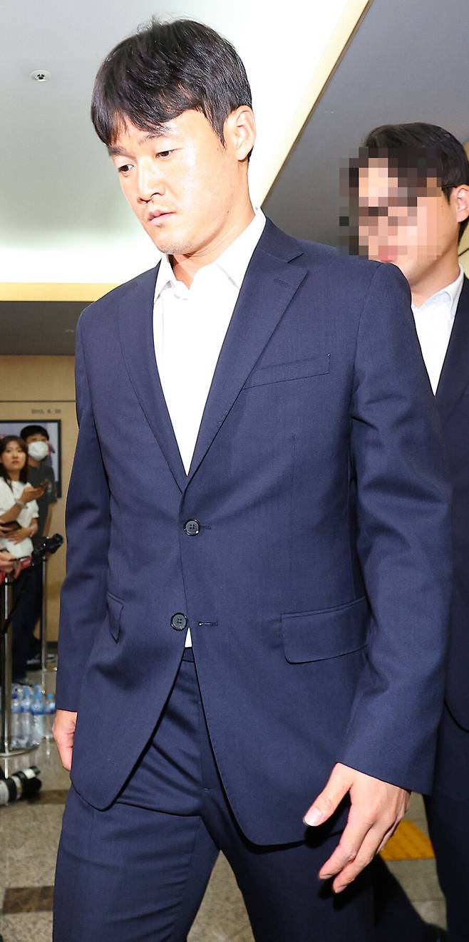 ▲ 상벌위에 출석하는 이규성. ⓒ연합뉴스