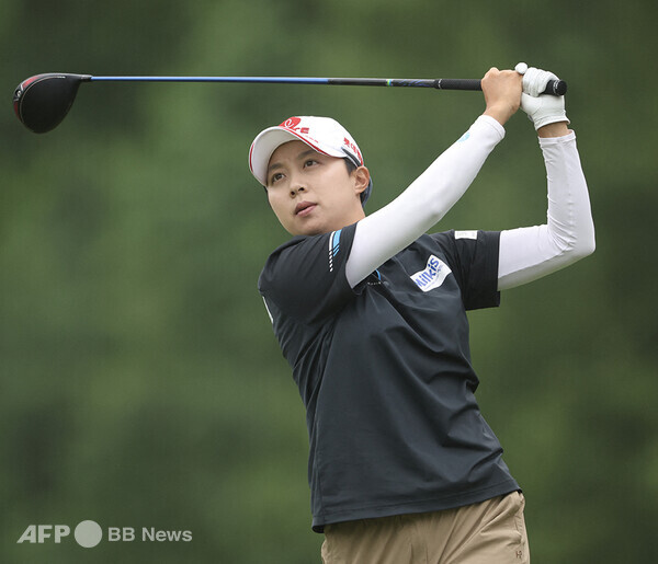 2023년 미국여자프로골프(LPGA) 투어 메이저 대회인 KPMG 위민스 PGA챔피언십에 출전한 김효주 프로가 2라운드에서 경기하는 모습이다. 사진제공=ⓒAFPBBNews = News1