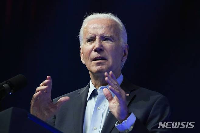 [필라델피아=AP/뉴시스]조 바이든 미국 대통령이 지난 17일(현지시간) 미 필라델피아 컨벤션센터에서 연설하는 모습. 2023.6.24