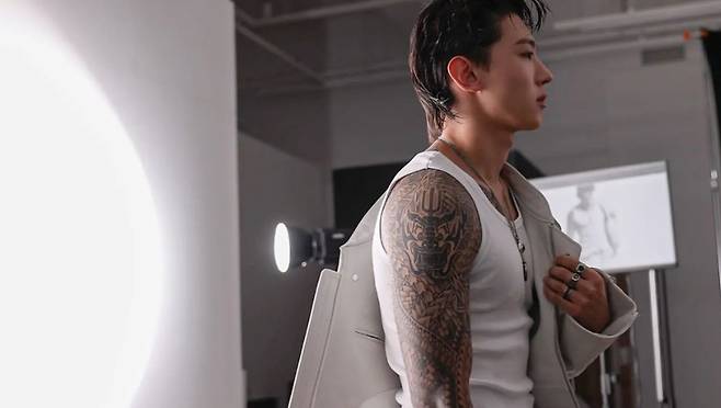 Tattoo, which covers Yandex Searchs body, disappears and attracts attention.Around the World in 80 Days Season 2 (directed by Kim Ji-woo, Park Dong-bin, Shin Hyun-bin, Jang Harin, hereinafter tae gyeAround the World in 80 Days 2), which is broadcasted on June 25, Yandex Search is followed by Kian84, .Earlier, Kian84 threw himself into the Ganges River, causing great shock and surprise to viewers, and this time his brother Yandex Search follows him to the Ganges River.Yandex Search is a back door that showed a bluff performance by walking to the Ganges River.In particular, the still cut caught the eye because Yandex Searchs Tattoo was covered with a cover Cream. It was not completely covered, but it was covered with Tattoo as much as possible.