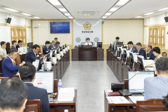 경북도의회 예산결산특별위원회 회의 전경. 경북도의회 제공