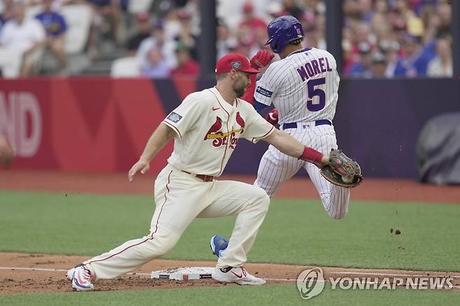 5개국에서 메이저리그 정규시즌 경기를 치르는 진기록을 작성한 골드슈미트 [AP=연합뉴스 자료사진]