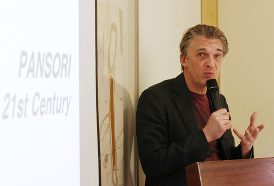 Nicolas Bourriaud, artistic director of the 15th edition of Gwangju Biennale, which will open next year, explains the theme of the edition in Seoul on Monday. [YONHAP]