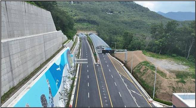 부산 만덕초읍 터널사진. 사진제공ㅣ부산시