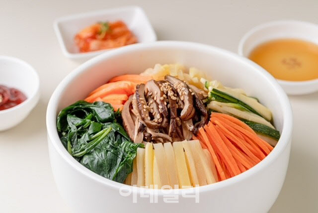 오색 야채비빔밥.(사진=에어부산.)