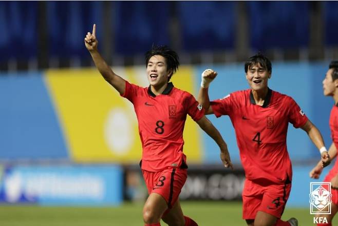 결승골을 터뜨린 백원우(8번). 대한축구협회