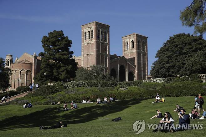 로스앤젤레스 캘리포니아대(UCLA) 캠퍼스 전경 [AP 연합뉴스 자료사진. 재판매 및 DB 금지]