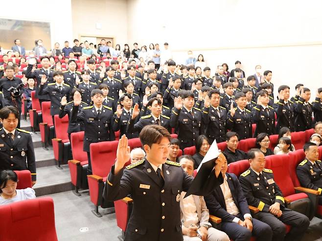 제38기 신임교육과정 소방사반 졸업식 [강원특별자치도소방학교 제공. 재판매 및 DB 금지]