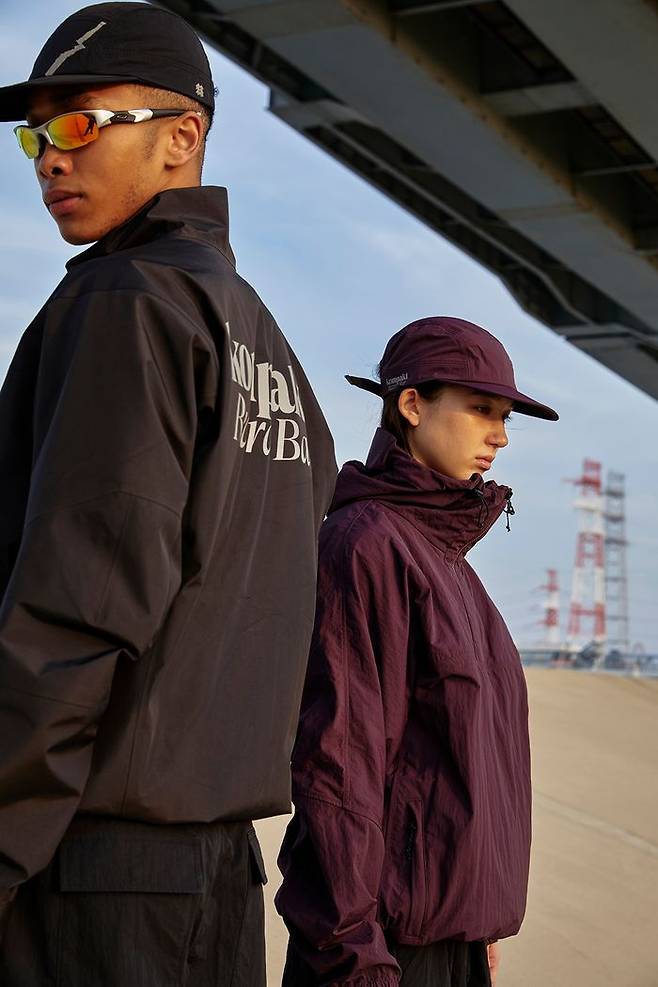 코오롱스포츠X콤팩트레코드바 컬처 컬래버.ⓒ코오롱스포츠