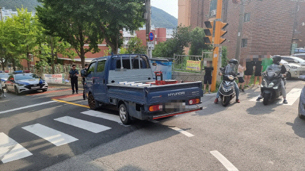 사고 발생지인 부산 북구 백산초등학교 인근 삼거리. 부산 북부경찰서 제공