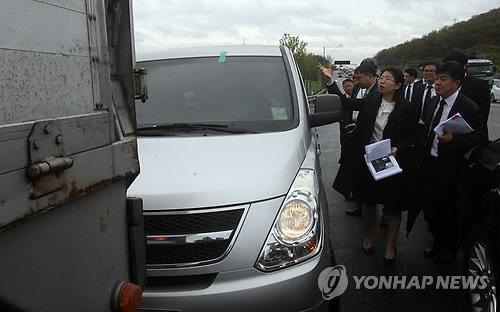 만삭 아내 살해 사건 현장검증. 연합뉴스