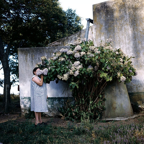 ⓒAlessandra Sanguinetti/Magnum Photos/Europhotos ARGENTINA. Buenos Aires. “The Adventures of Guille and Belinda...”, 1999