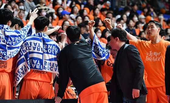 고양 점퍼스 선수들. /사진=KBL 제공