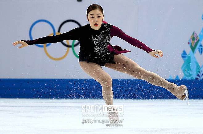 ▲ 김연아가 2014년 소치 동계 올림픽 피겨 여자 싱글 프리스케이팅에서 경기를 하고 있다.